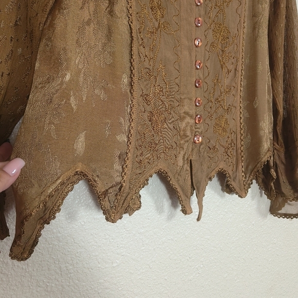 more by Lata Blouse Women Small Kakhy Floral Embroidered Button Romantic Edge Em - Picture 9 of 14